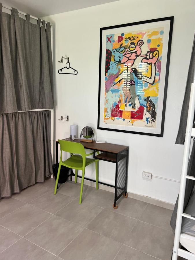סן חואן Nomada Beach Hostel- Isla Verde מראה חיצוני תמונה